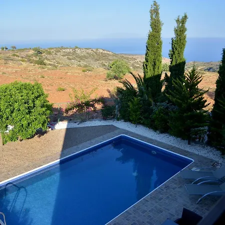 Villa Panoramic View Piszúri